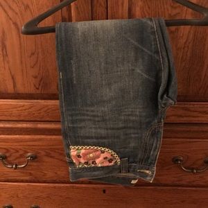 👖CAbi cropped jeans with lots of cute patch work