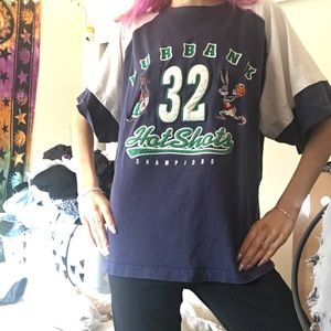 vintage burbank tee