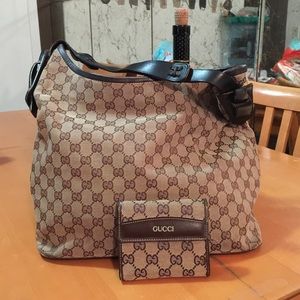 🎉SALE TODAY🎉 Gucci bag and wallet