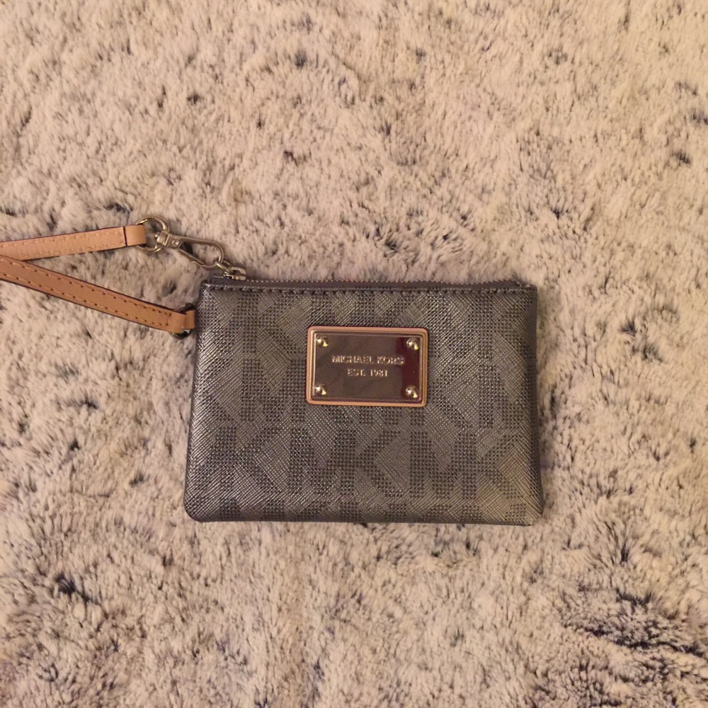 Michael Kors Wristlet - Picture 2 of 4