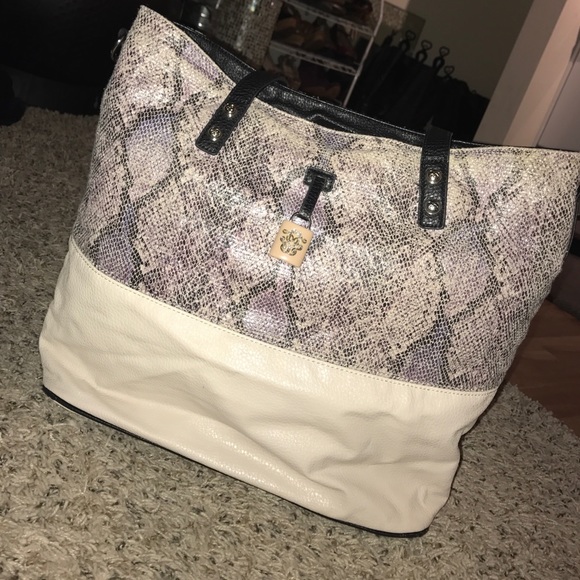 Jessica Simpson Handbags - Jessica Simpson Bag
