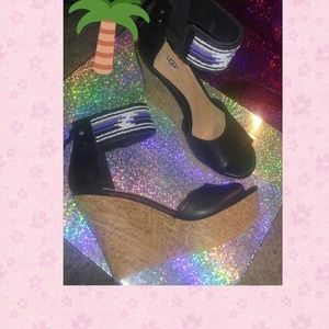 UGG Jacinda Serape Bead Leather Wedge Sandal