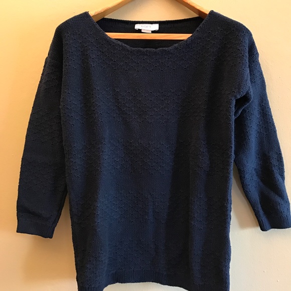 Sweater - Picture 1 of 1