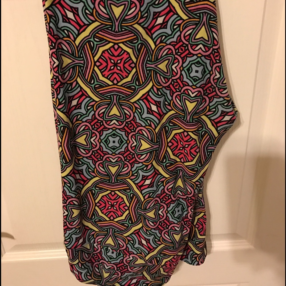 Lularoe TC leggings **hard to find print**