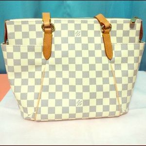 🎉REDUCED🎉 White Canvas Bag