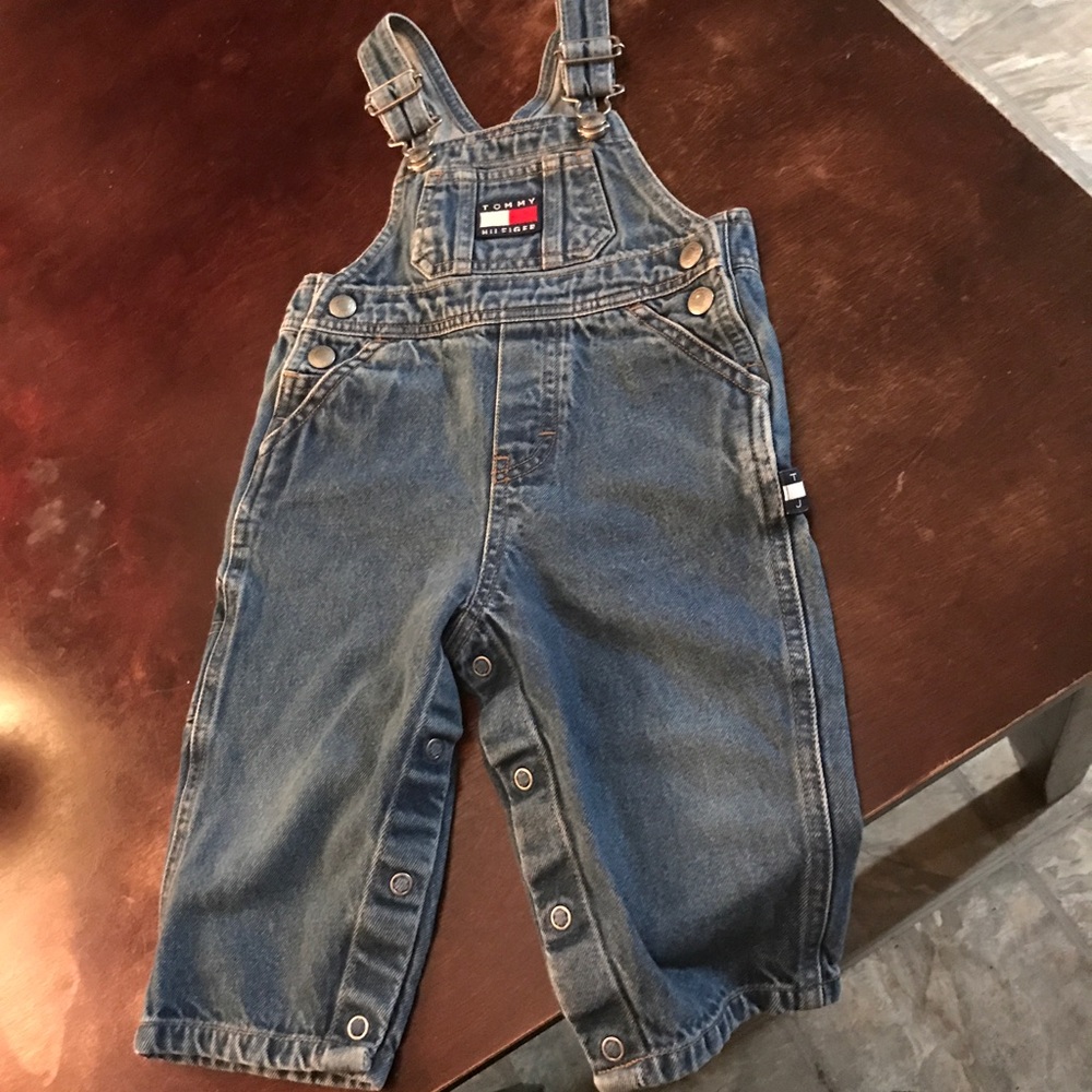 TOMMY HILIFIGER JEANS OVER ALLS
