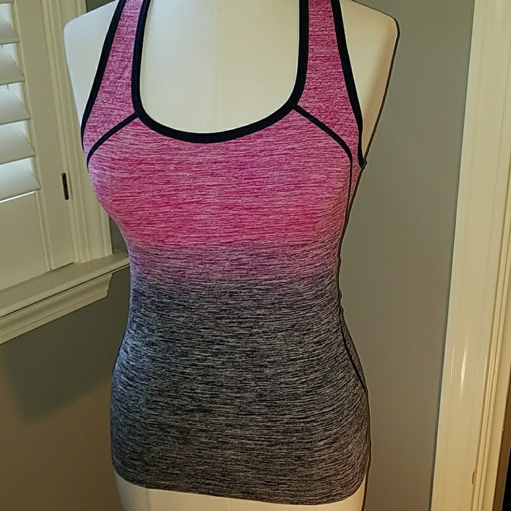 Brand New! Electric Yoga Tank S - Picture 2 of 6