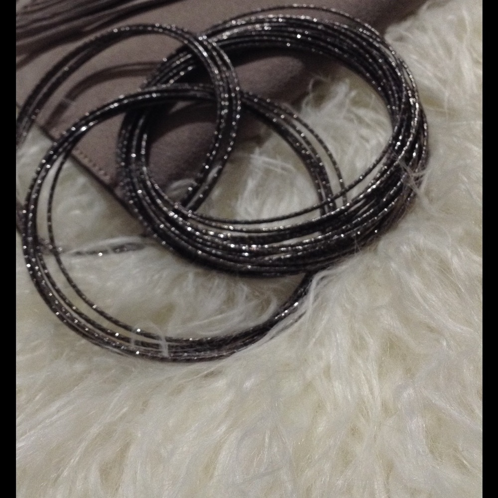 BEAUTIFUL GUN METAL SILVER BRACELET
