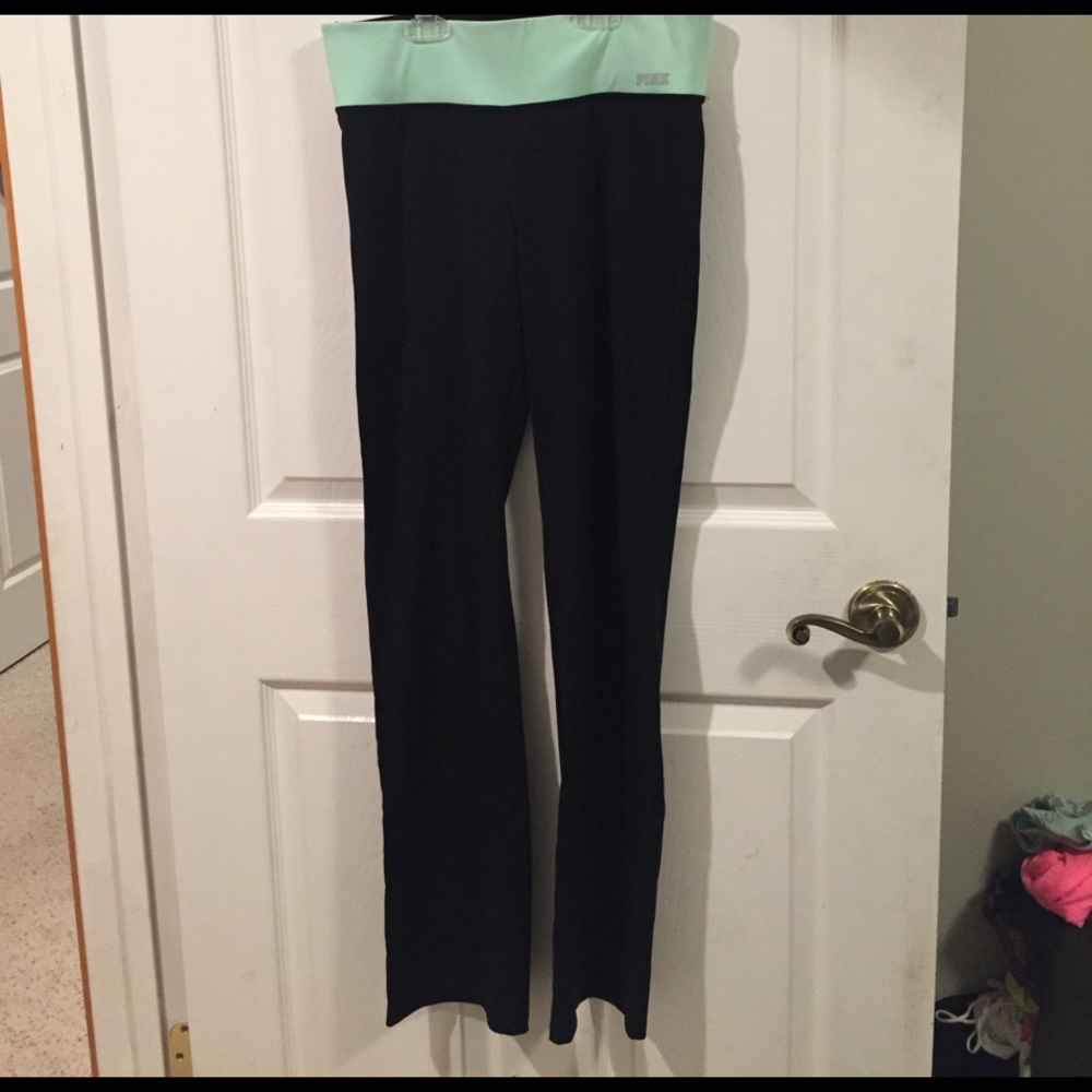 Reversible PINK ultimate yoga flare pants!