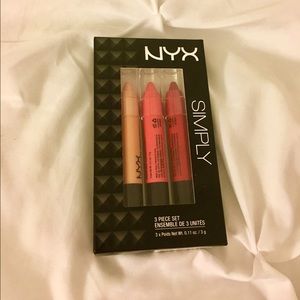 NYX Simply 3 piece set
