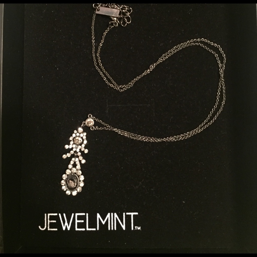 JewelMint Antoinette Noir Necklace