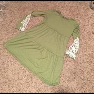 Long sleeve green dress