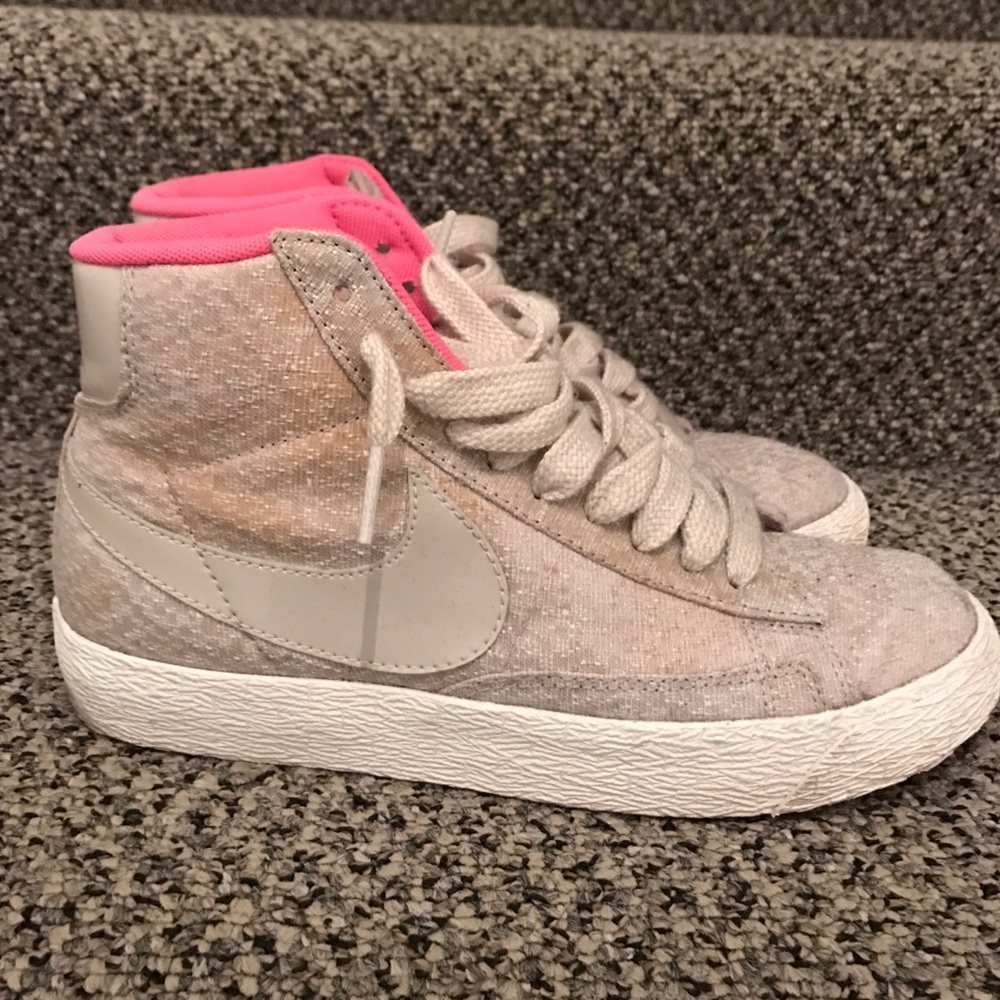 Nike high top blazer sneaker