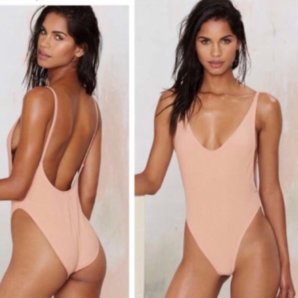 NASTY GAL Alina blush swimsuit Sz S new - Picture 1 of 4