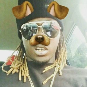 Meet your Posher, Deonte