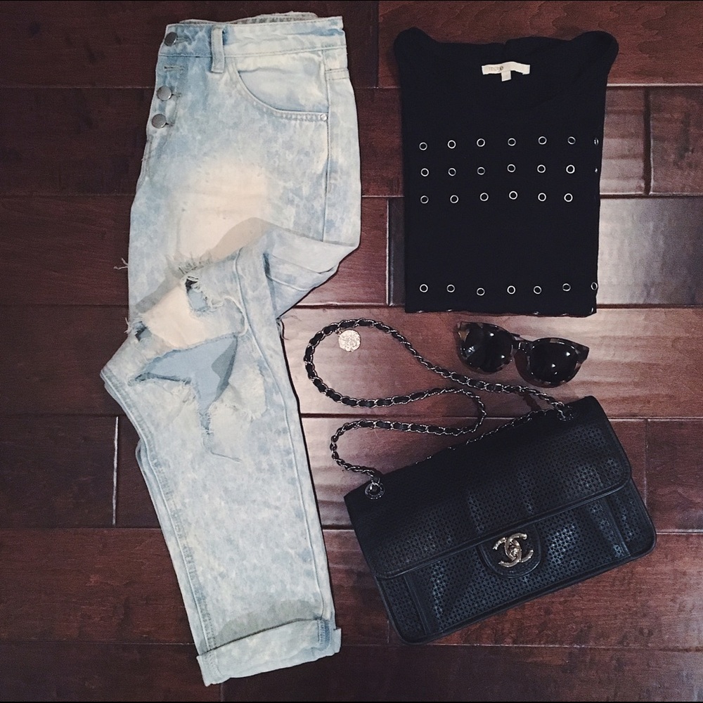 Distressed Acid Wash Boyfriend Jeans (2)