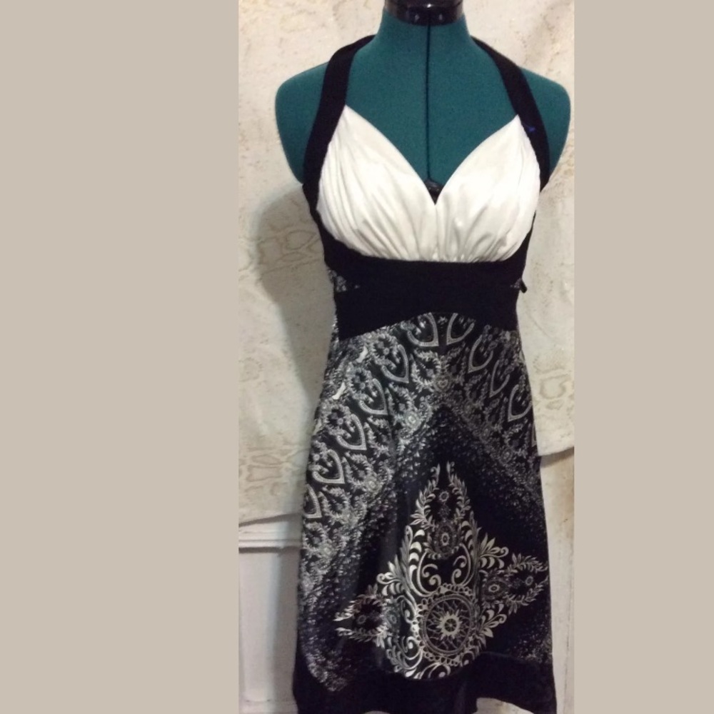 Le Château Bustier Back Knot Casual Boho Dress