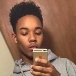 Meet your Posher, Amari