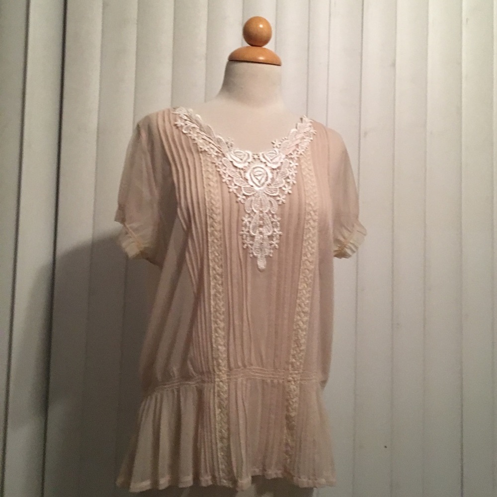 SOLD*** Arden B top size S