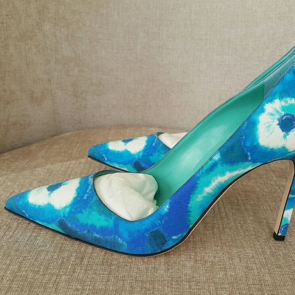 NIB Manolo Blahnik Blue Fabric BB Pumps - Picture 3 of 8