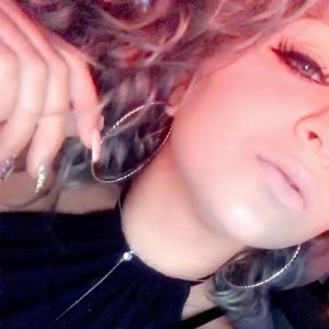 Meet your Posher, Savannah