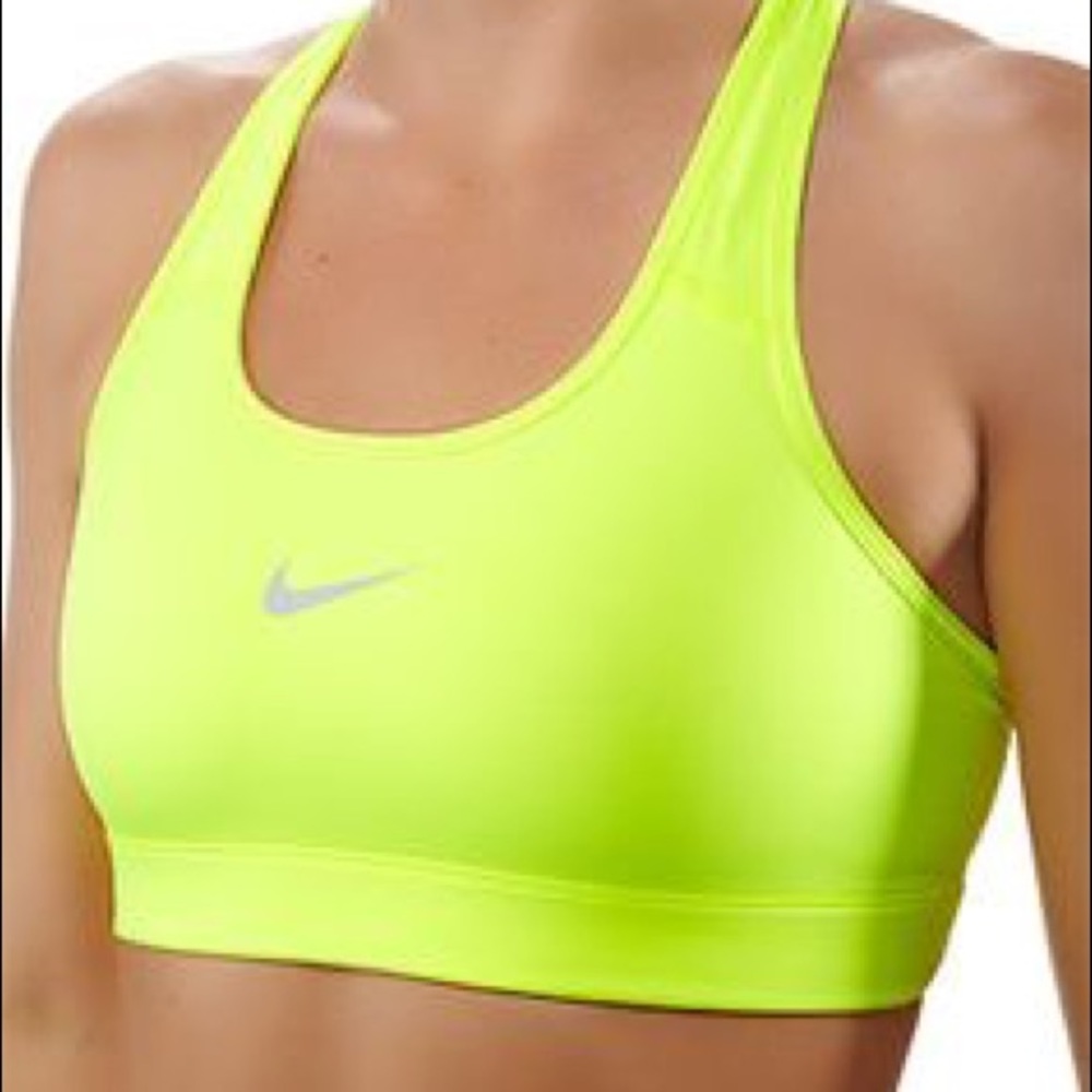 sports bra