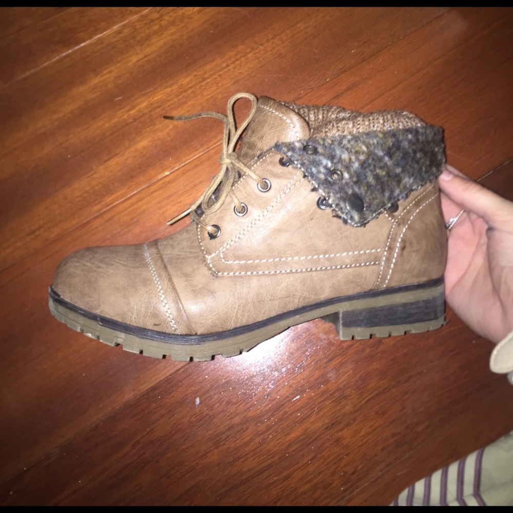 Short boots - Picture 2 of 4