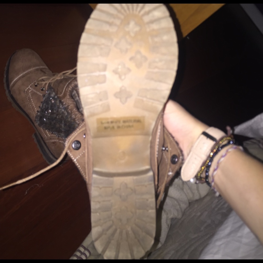 Short boots - Picture 4 of 4