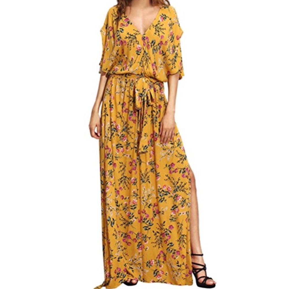 NWOT Beautiful Yellow Floral Maxi Dress
