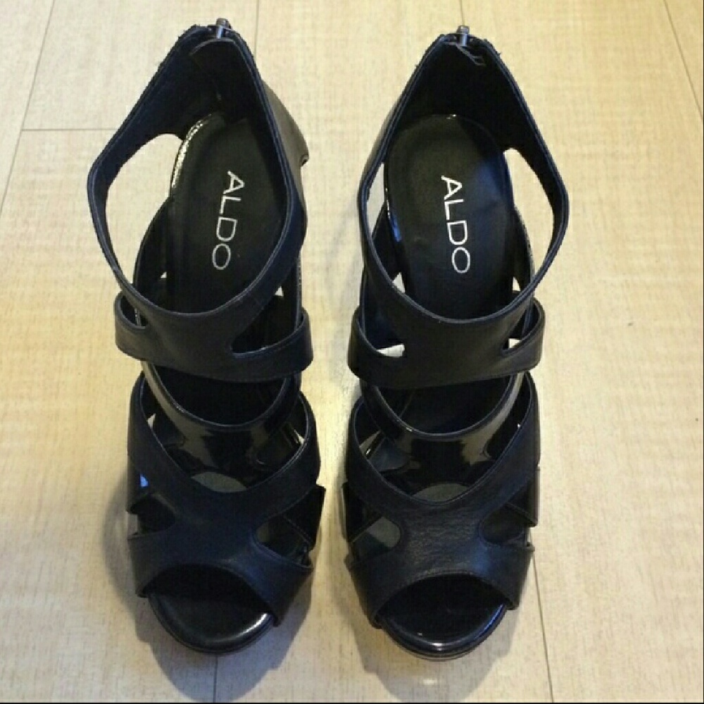 Strappy black Aldo heels
