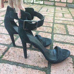"Vivian" Calvin Klein Black Suede Pumps