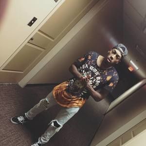 Meet your Posher, Malik