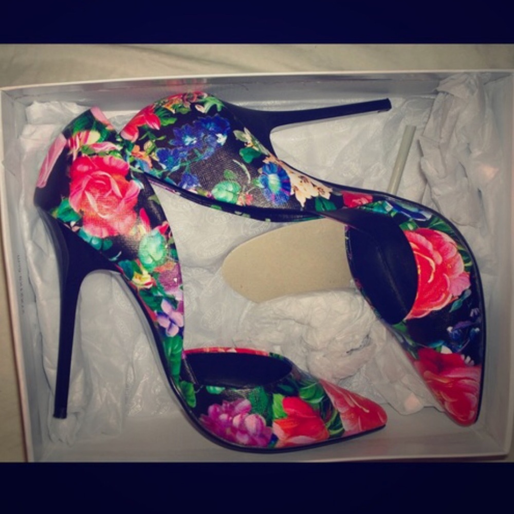 Steve Madden limited edition 😍