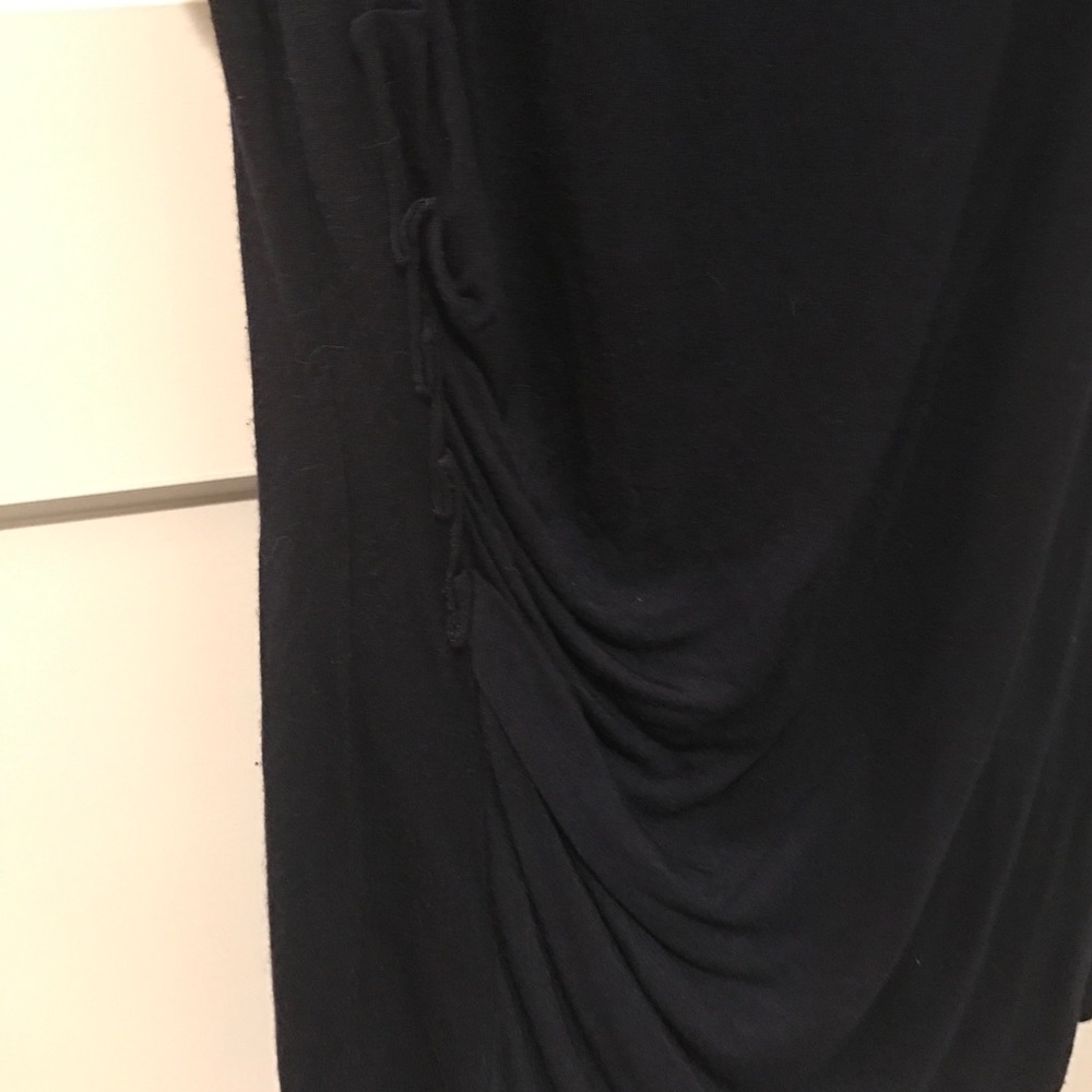 The Limited Navy Tank Top - Picture 2 of 6