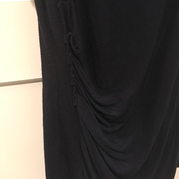 The Limited Navy Tank Top - Picture 2 of 6