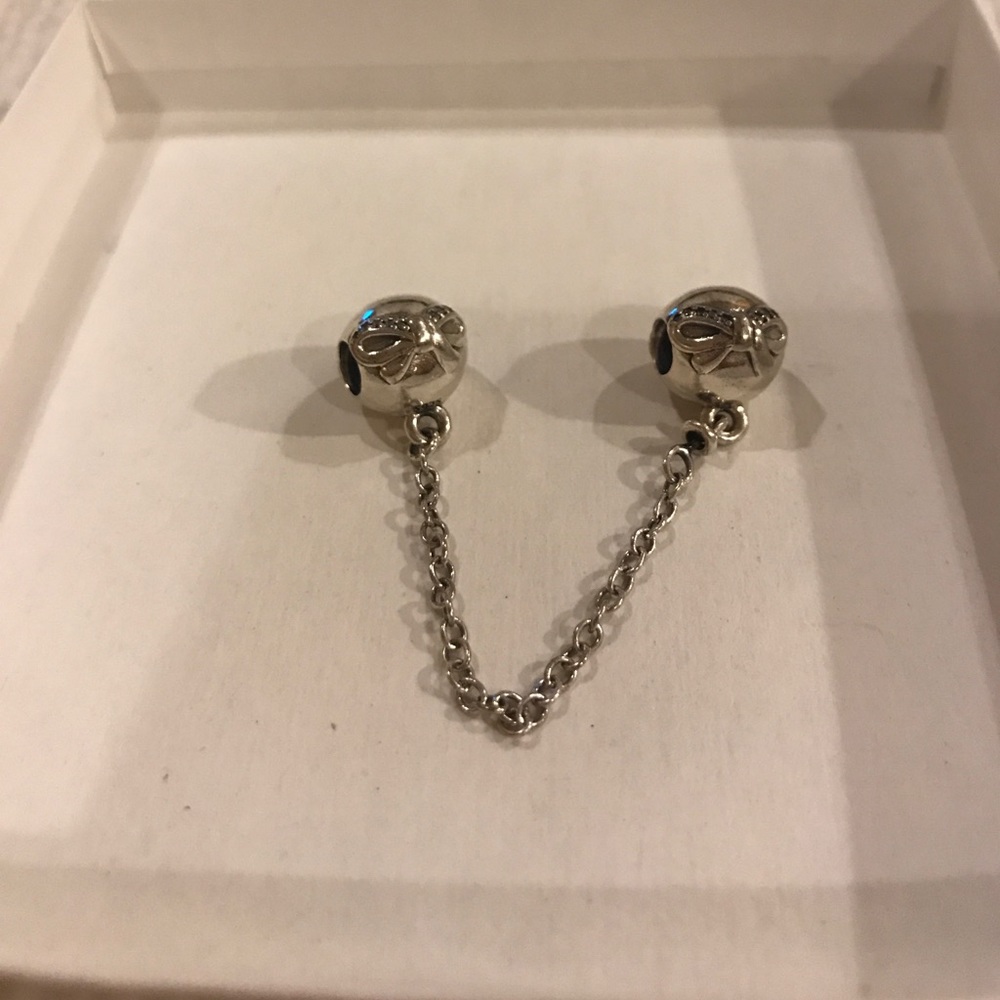 Pandora Dainty Bow Safety Chain 791780CZ-05