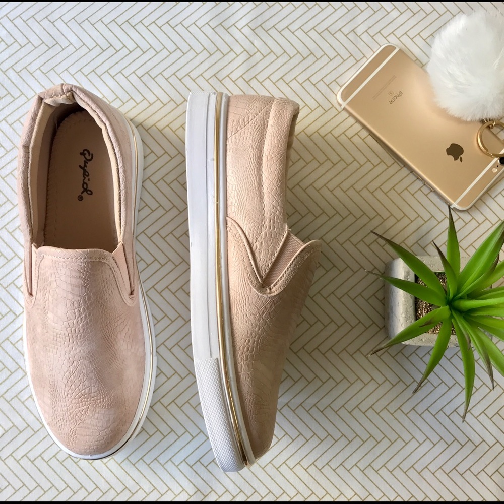 Blush Snake Print Sneakers - Picture 2 of 6