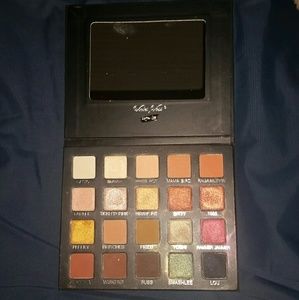 Eyeshadow Palette