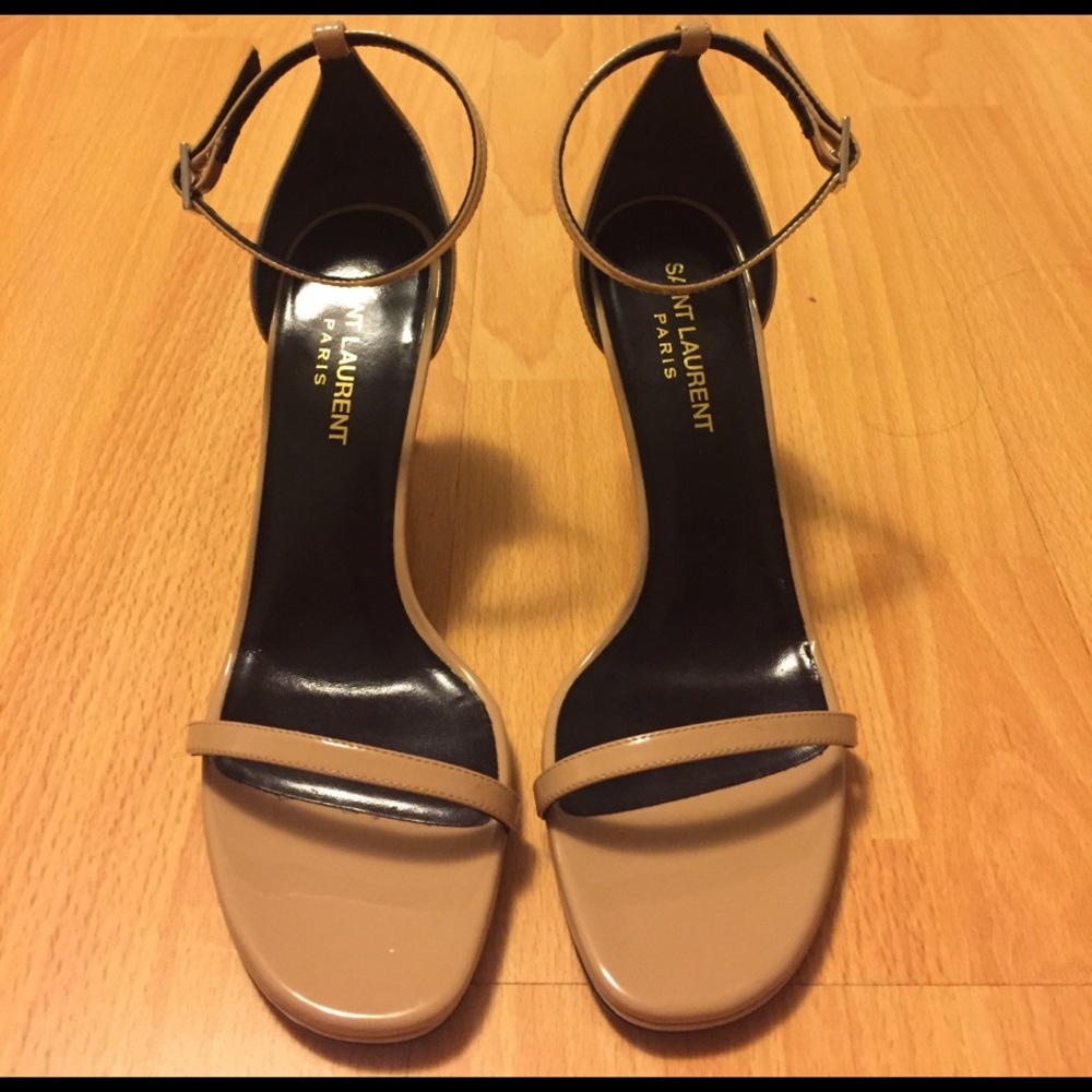 Saint Laurent nude Jane sandal size 37