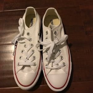 converse womans low tops