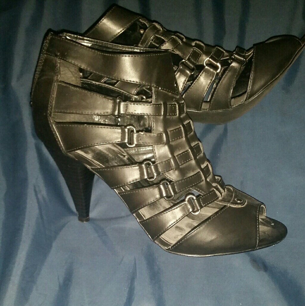 Women's Heels/Purchased at Avenue