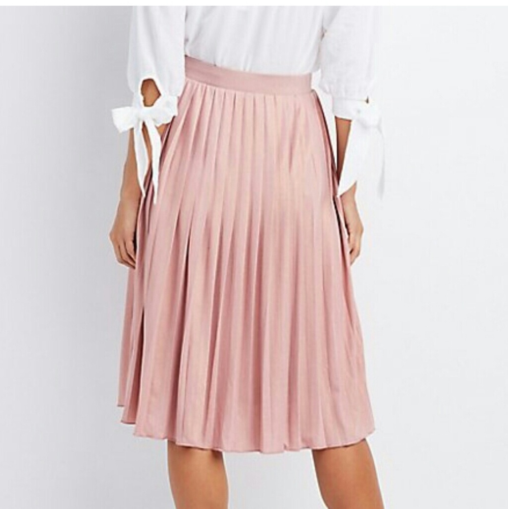 ** PRICE DROP** Charlotte Russe Pleated Skirt!
