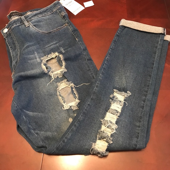 Ripped Denim - Picture 4 of 5