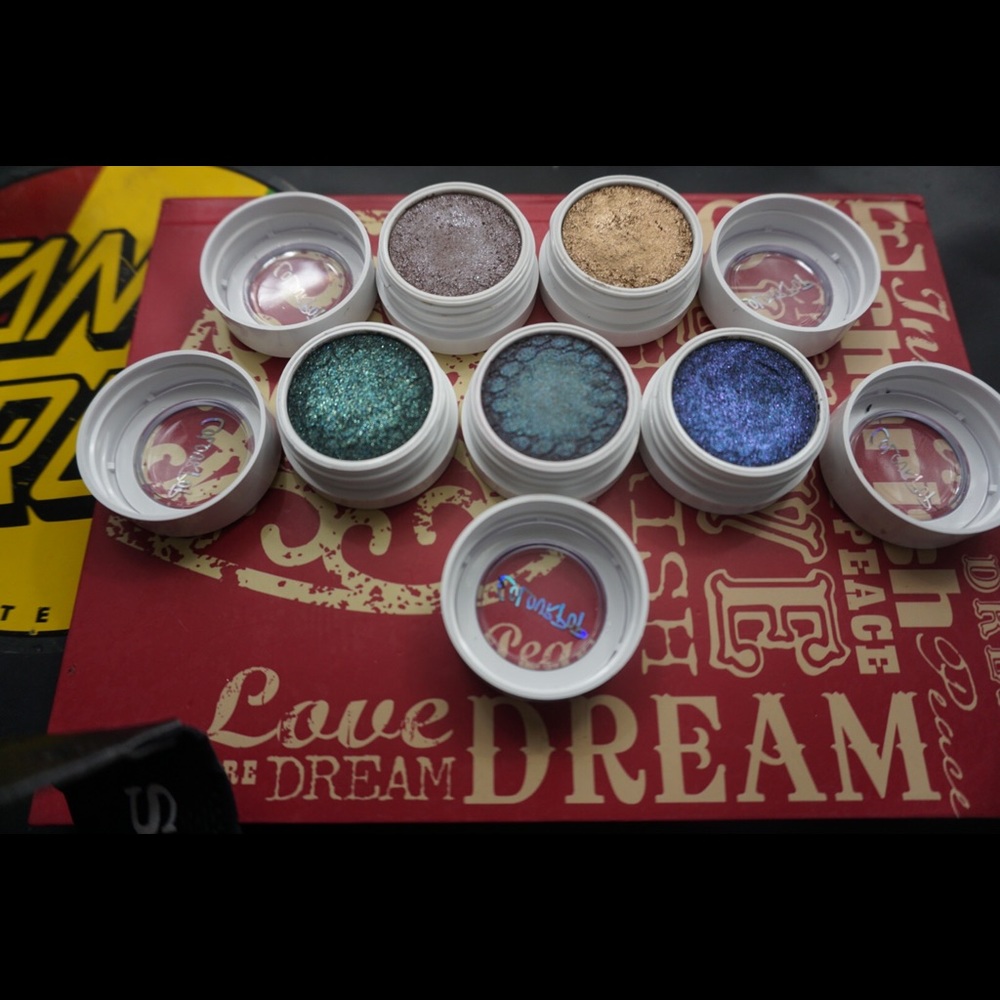 Colourpop eyeshadow bundle!