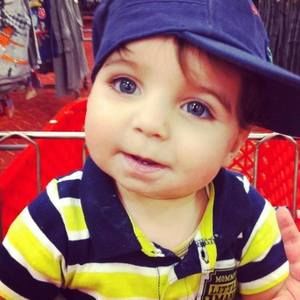 Meet your Posher, Najeh