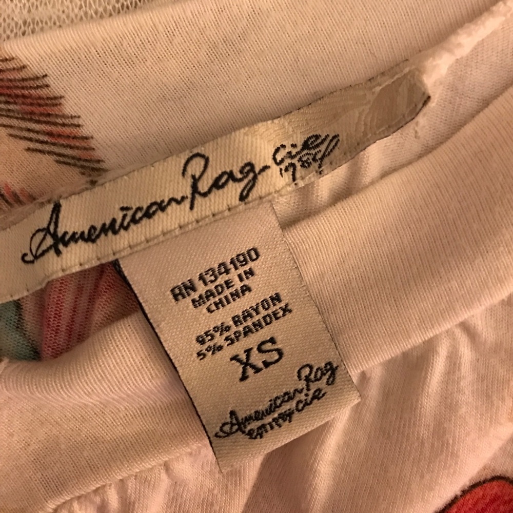 🌺Beautiful American Rag Top🌺 - Picture 3 of 3
