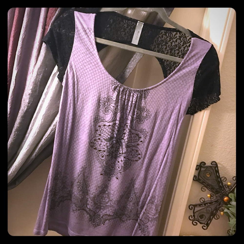 🖤💜Sexy Open Back Laced Top💜🖤