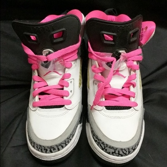 Jordan's - Picture 2 of 5