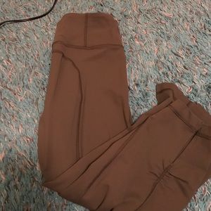 Lululemon crops