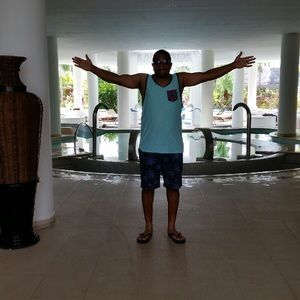 Meet your Posher, Jeremiah